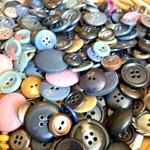 Vintage Plastic Button Lot Dark Bakelite ? Clothing Restoration Supplies